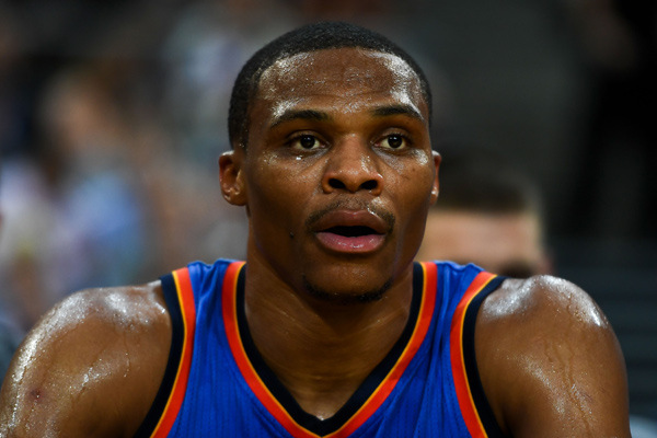 奥拉的用人 奥拉的用人