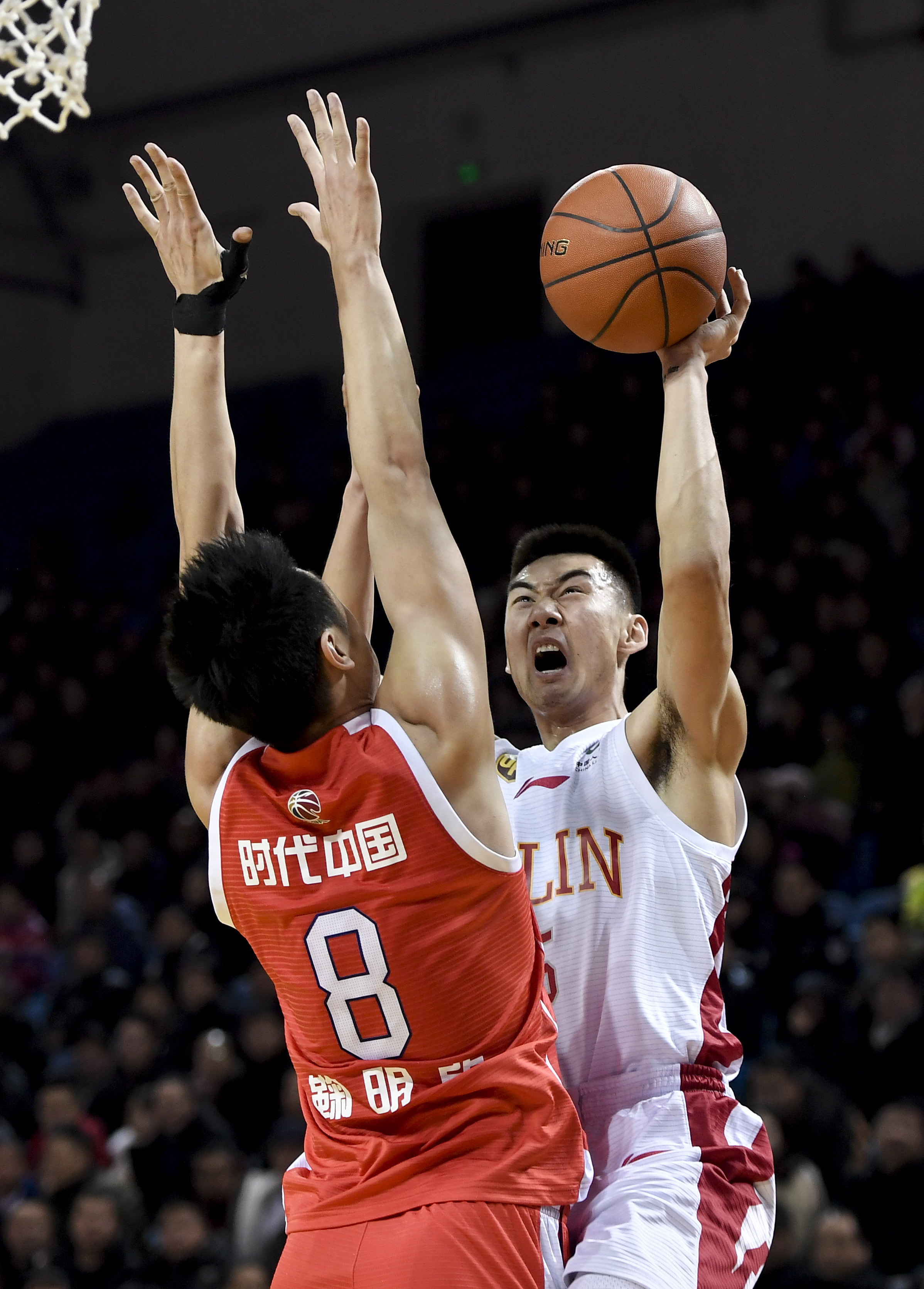 系而闻名于 系而闻名于