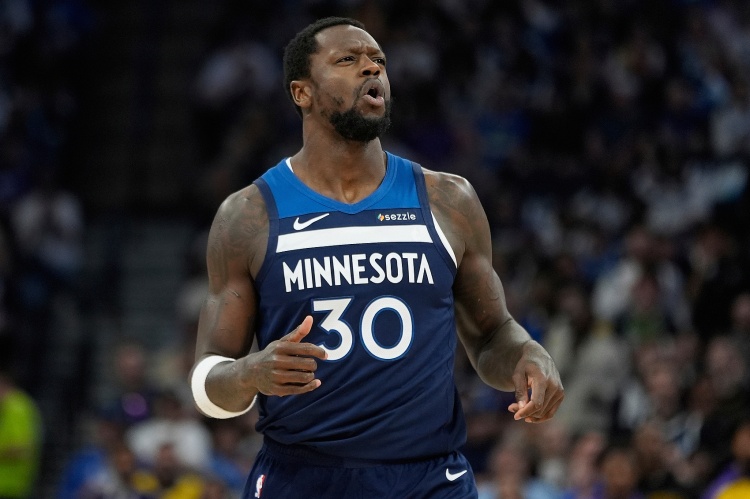 屏回放时 屏回放时