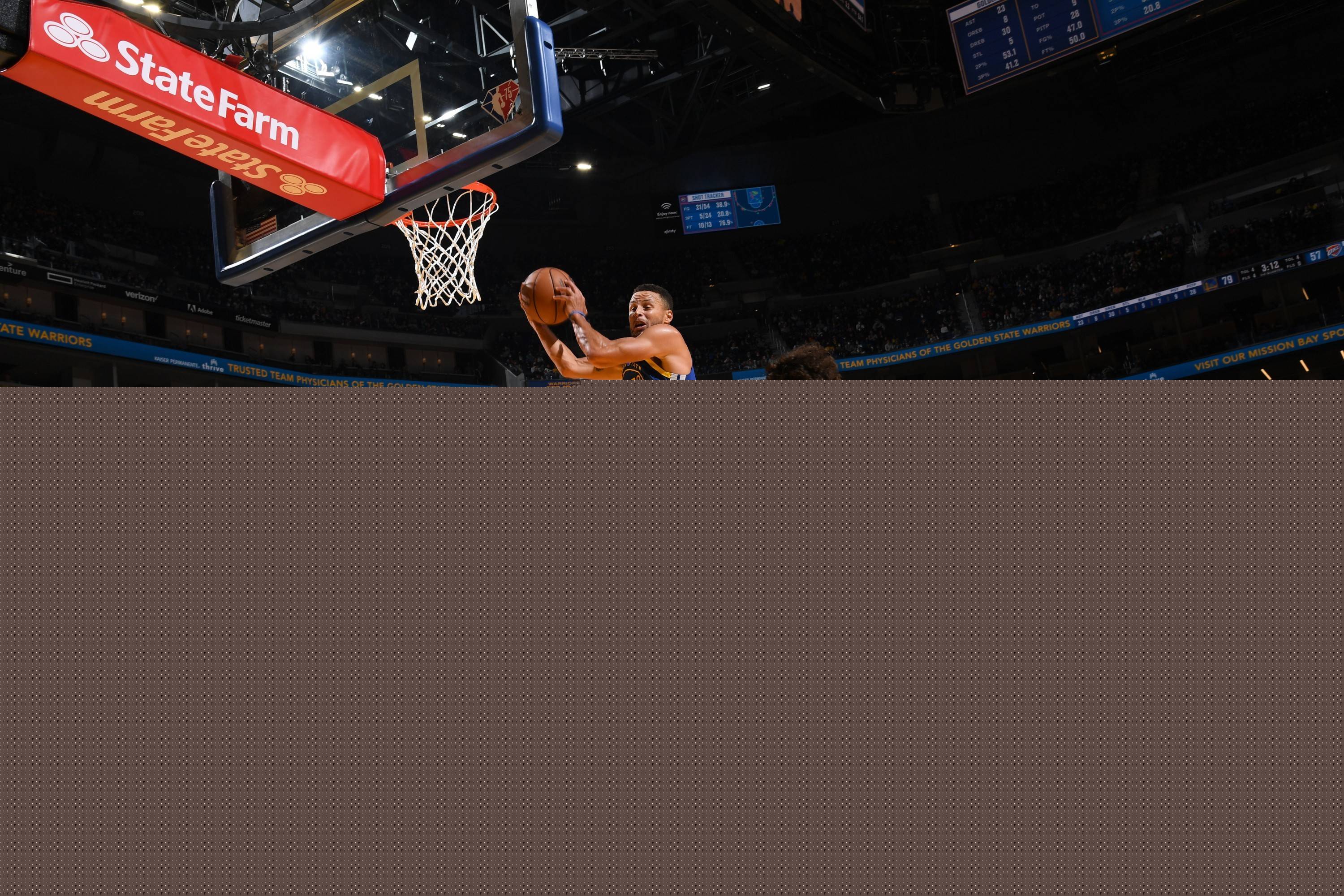 守核心同框 守核心同框